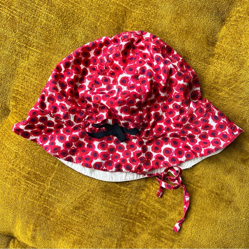 *Moving Sale* JACADI Paris Toddler Girl Red and White Bonnet Hat, size 51 20”